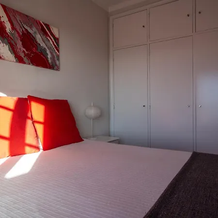 招待所 Ensuite 2 Vermelho Rochedo 3*