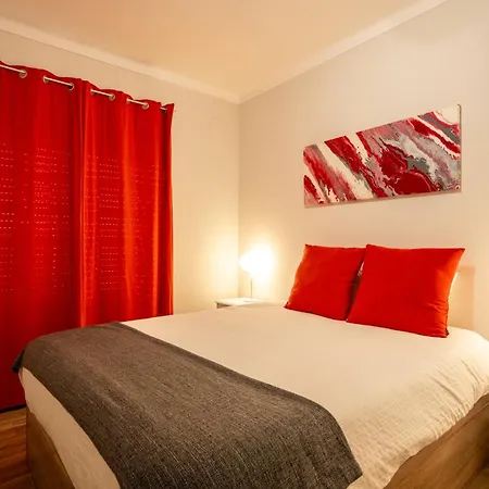 Ensuite 2 Vermelho Rochedo Santo Isidoro